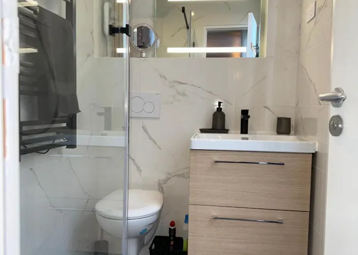 Appartement*gare De L'est-paris 10 *